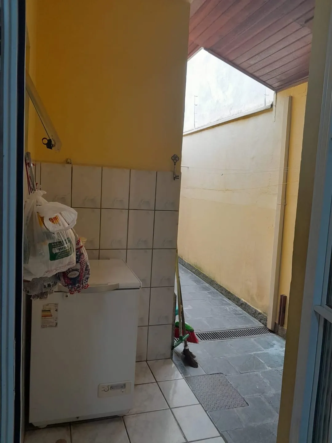 Imagem Casa à venda 3 Quartos, 1 Suite, 2 Vagas, 195M², Mombaça, Pindamonhangaba - SP