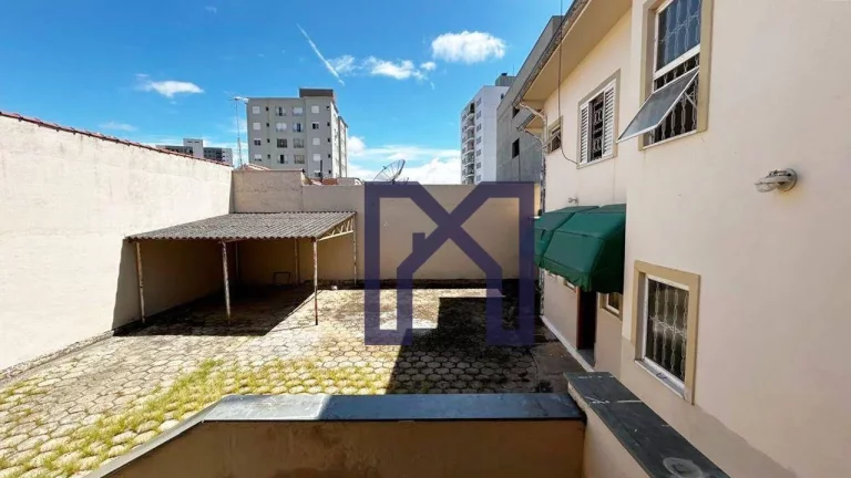 Imagem Casa com 6 dormitórios à venda, 283 m² por R$ 1.400.000,00 - Varginha - Itajubá/MG