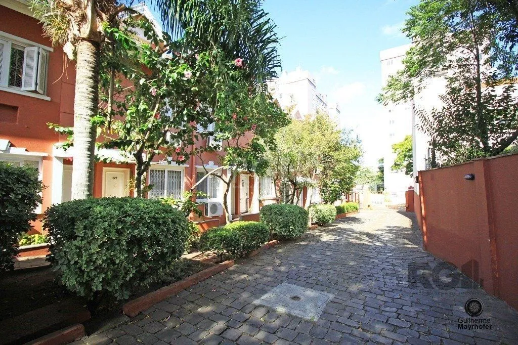 Imagem Casa em condomínio 110m² - 3 dormitórios sendo 1 suíte e 1 vaga de garagem no bairro Teresópolis