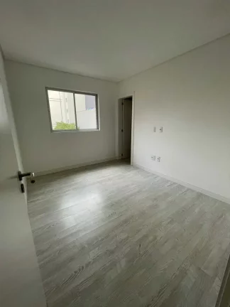 Imagem Apartamento com 4 dormitórios sendo 4 suítes e 4 vagas de garagem em Itapema/SC