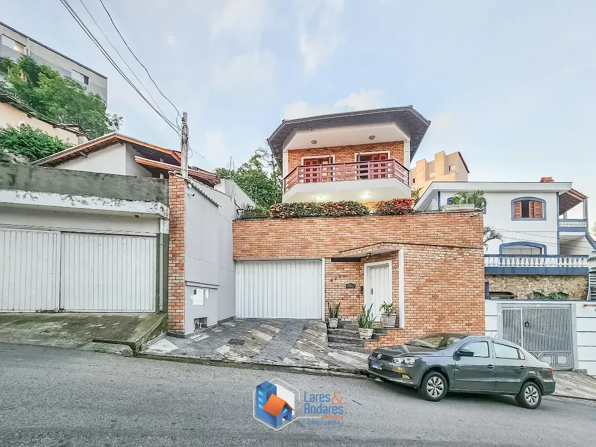 Foto do imóvel Sobrado para venda em Freguesia do Ó com 3 quartos, sendo 3 suítes, 456m² em Rua Caraputinga