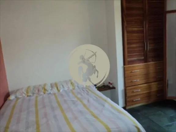 Imagem QUER TROCAR OU DAR COMO PARTE PAGAMENTO CASA NO GUARUJÁ