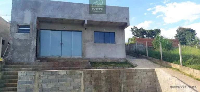 Foto do imóvel Casa com Piscina à Venda no Jardim da Laje – Lindóia/SP em José Maria de Azevedo e Souza (esc)