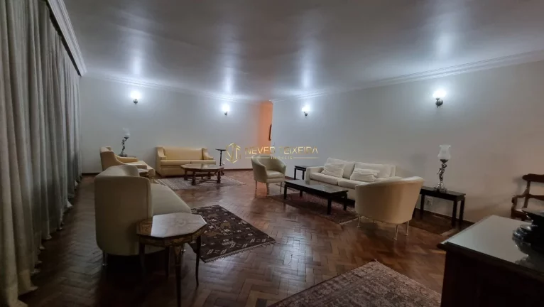 Imagem Nascente, Meio de Quadra, Andar Alto, Vazado, Vista Livre!!! SQS 110