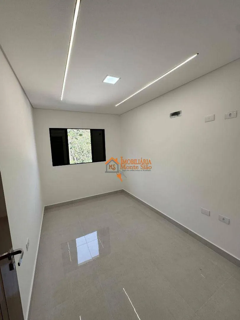 Imagem Sobrado com 3 dormitórios à venda, 100 m² por R$ 990.000,00 - Carmela III - Guarulhos/SP