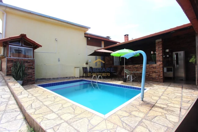 Imagem Casa com piscina no Parque Cruzeiro do Sul - Ibirité/MG