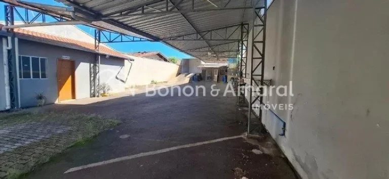 Imagem Apresentamos uma excelente oportunidade para o seu negócio em uma localização privilegiada, com f...