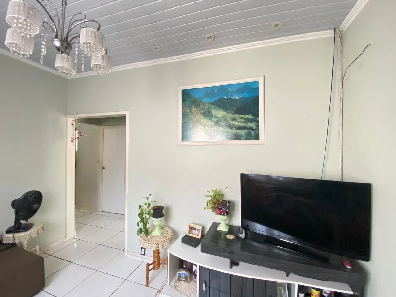 Imagem Casa 4 dormitórios I vaga 8 carros I Bairro Camaquã