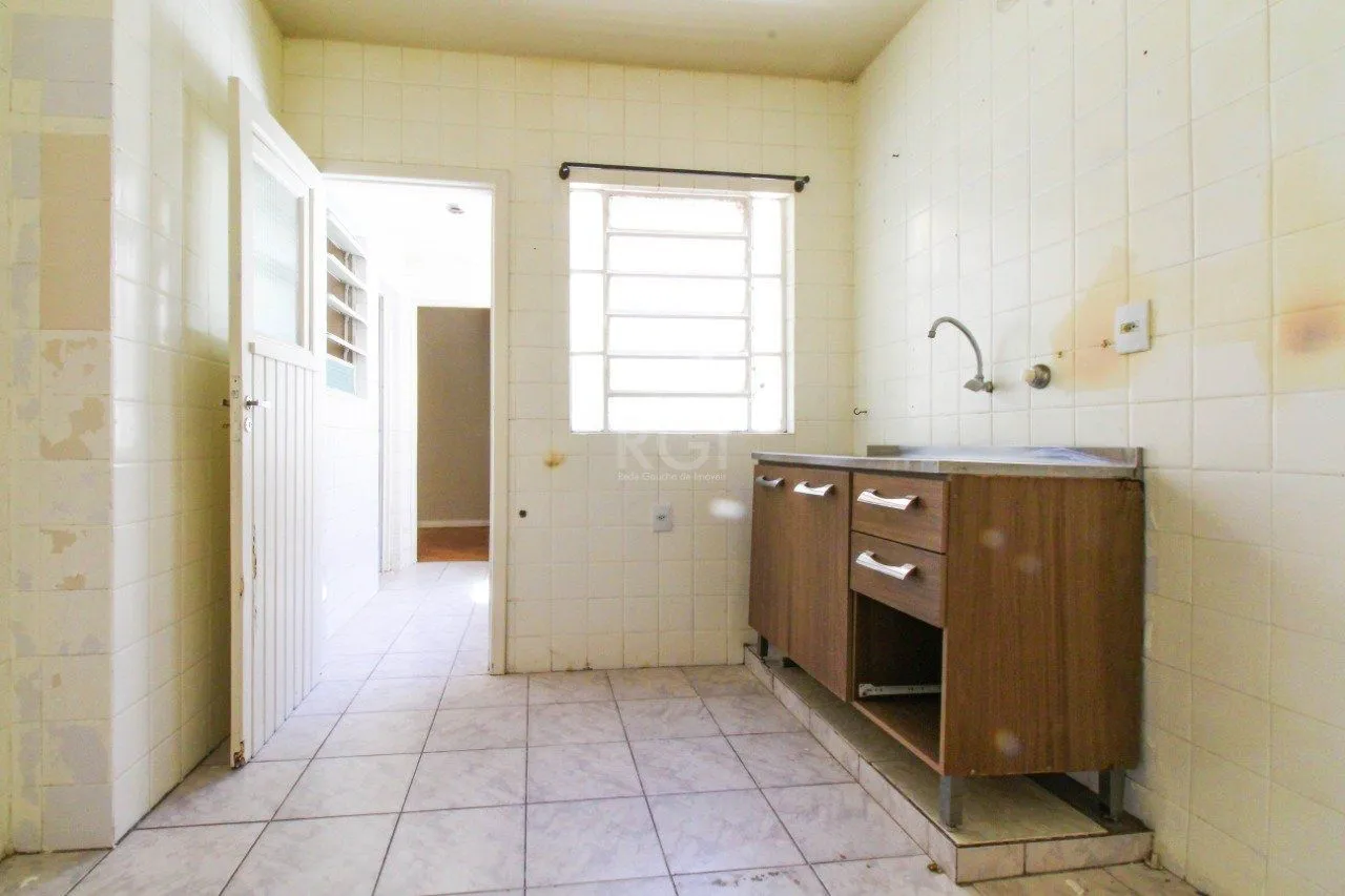Imagem Apartamento para Venda - 73.01m², 2 dormitórios, 1 vaga - Menino Deus