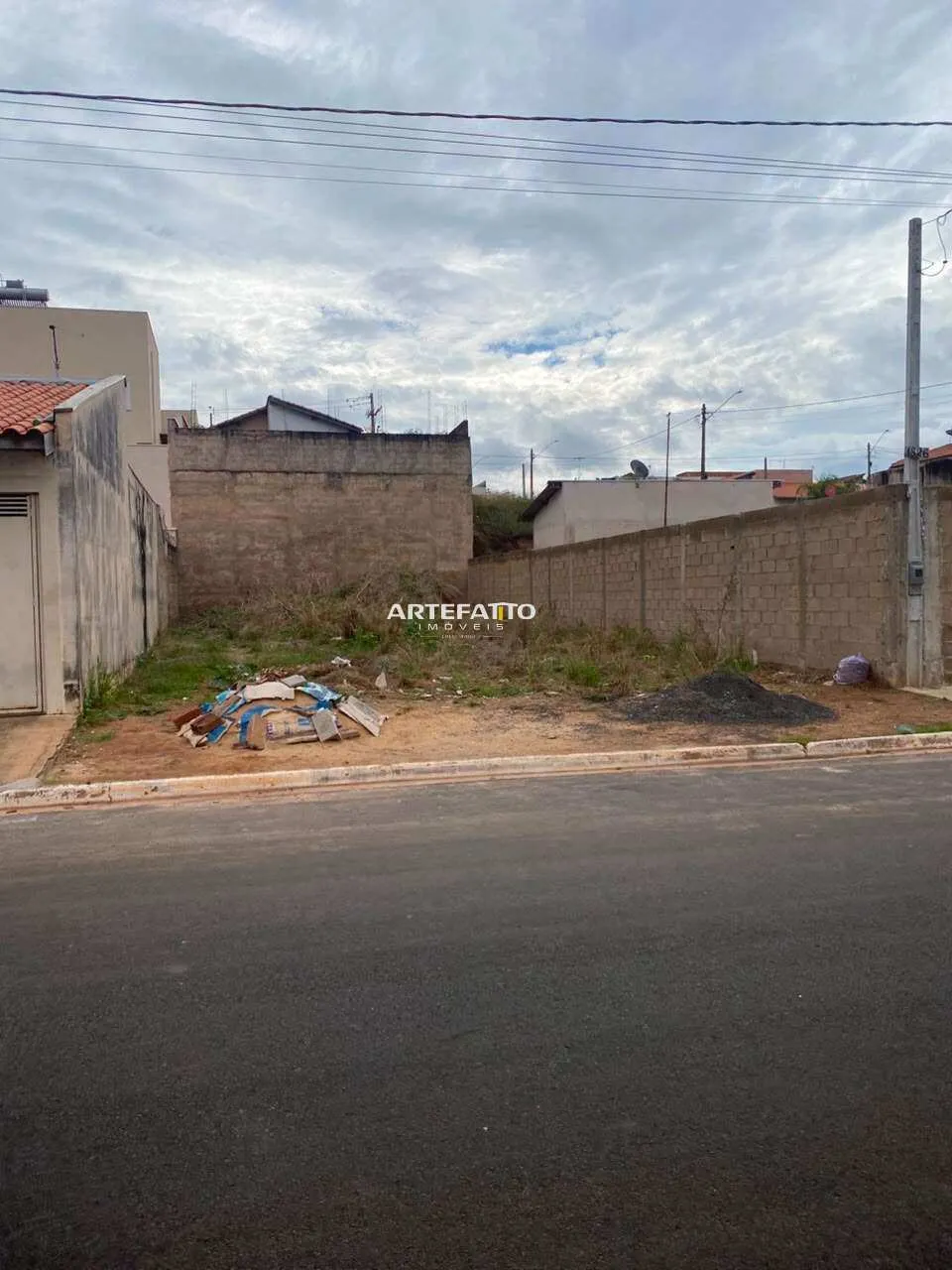 Imagem Terreno em excelente localização na cidade de Patrocínio Paulista