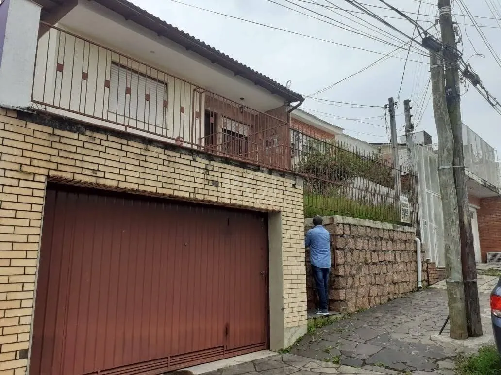 Imagem Casa para Venda - 130m², 4 dormitórios, Santa Tereza