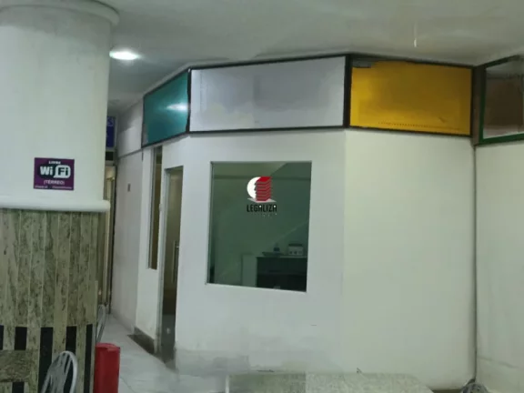Imagem Lanchonete/Restaurante na PraA§a de AlimentaA§A£o a€“ EdifA­cio Corporate Center | Reta