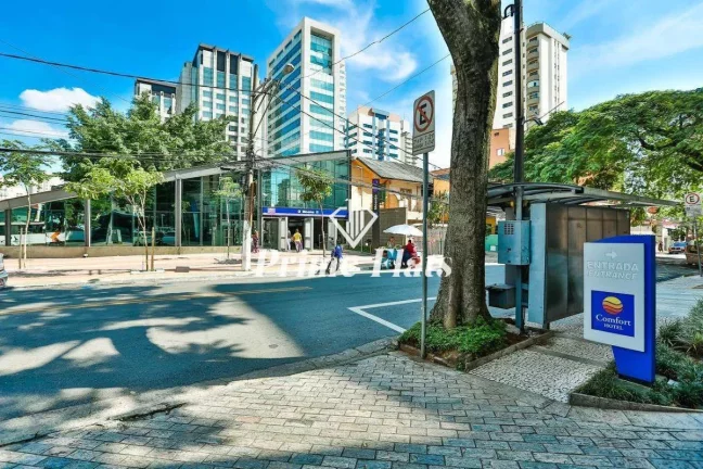 Imagem Flat disponível para venda no Comfort Ibirapuera, com 26m², 1 dormitório e 1 vaga de garagem