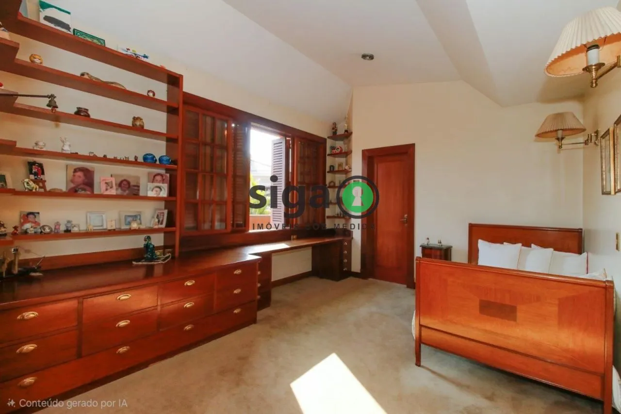 Imagem Casa a venda em Rua fechada no Morumbi com 4 quartos