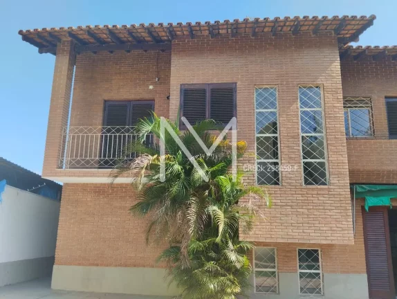 Foto do imóvel Casa para venda 6 Quartos 1 Suíte Master 320m² - Bairro Jardim Esplanada II