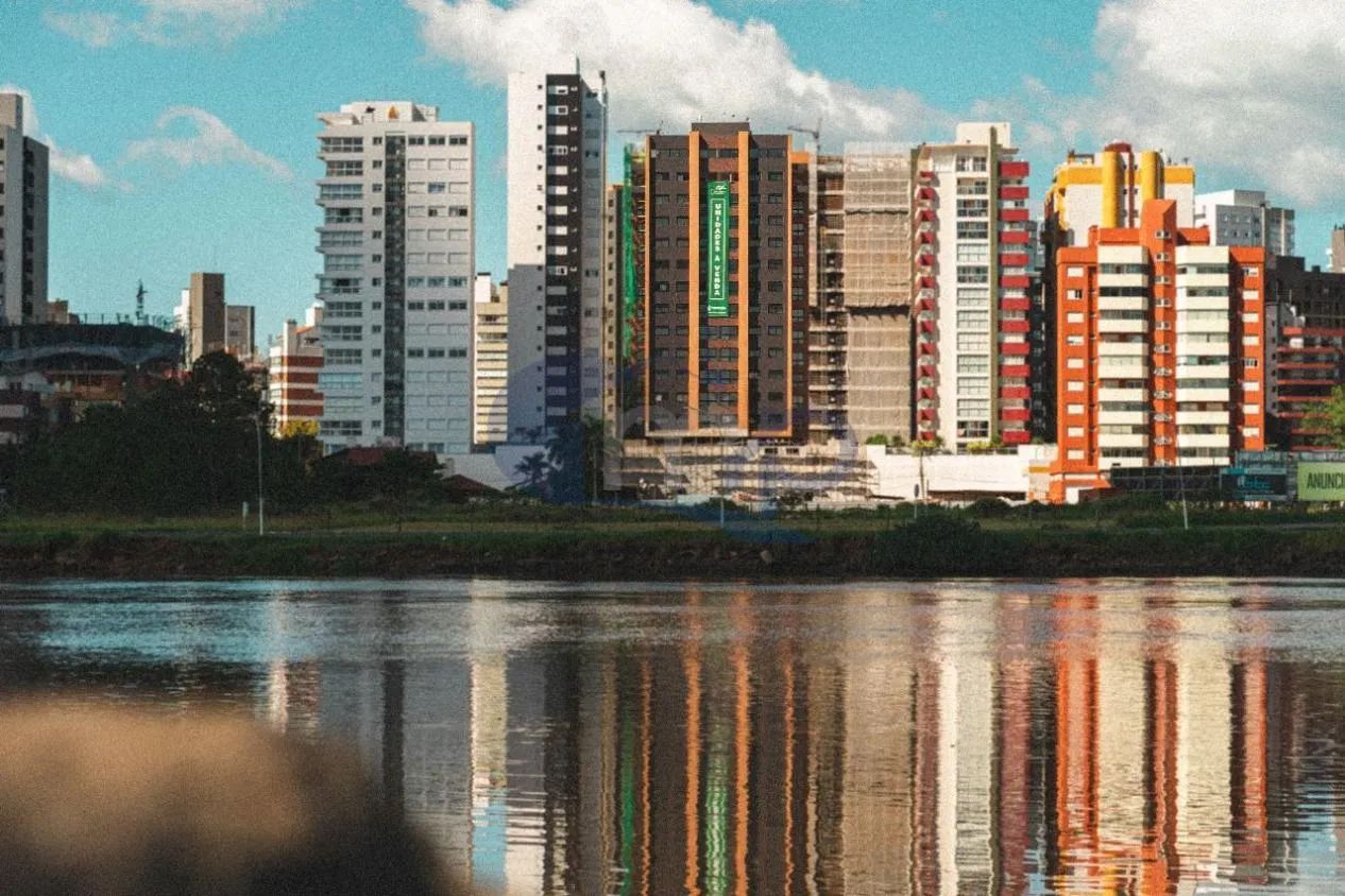 Imagem Apartamento Novo de 2 Dormitorios com Suite no Predial - Torres/RS