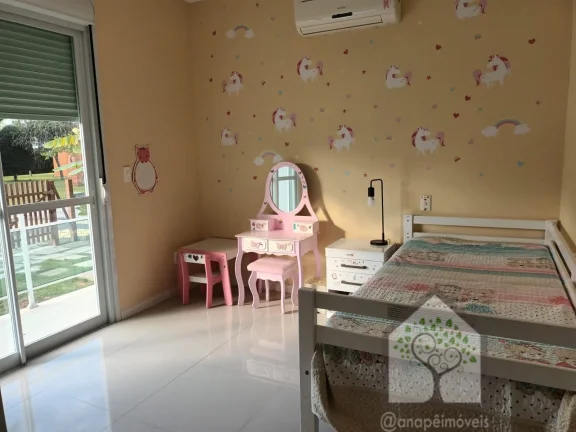 Imagem Casa de alto padrão em Condomínio Fechado