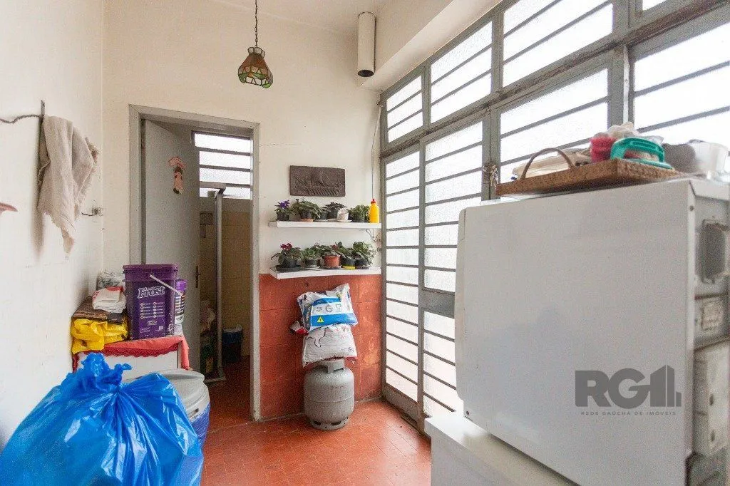 Imagem casa de 4 dormitórios no bairro cavalhada