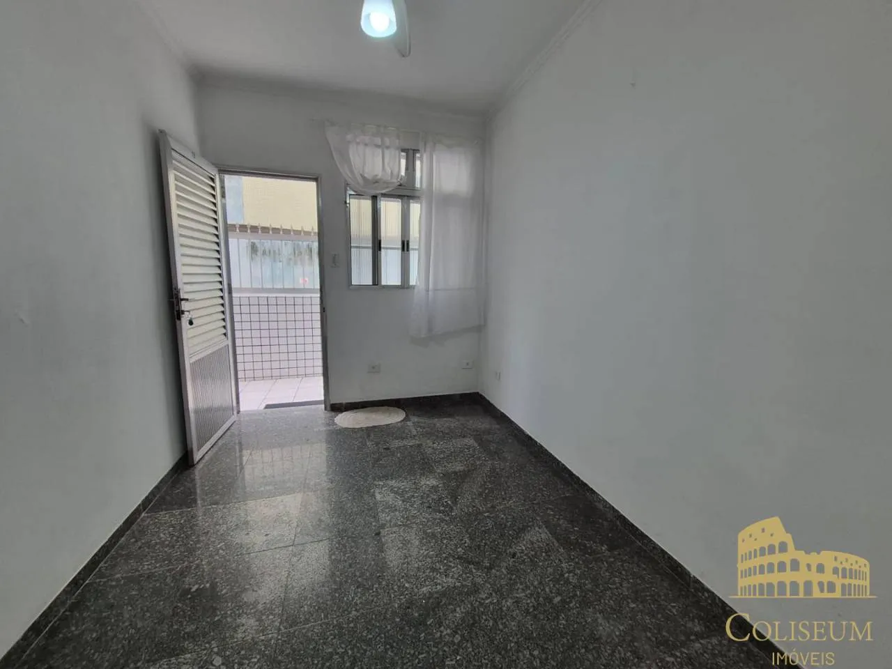 Imagem Apartamento com 1 dormitório para alugar, 35 m² por R$ 1.900,00/mês - Canto do Forte - Praia Grande/SP