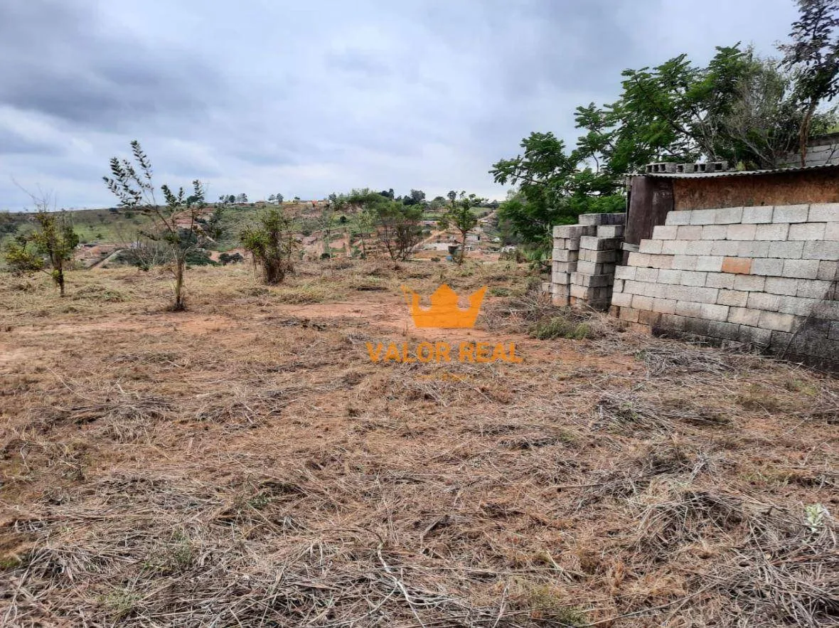 Imagem Oportunidade Única! Terreno em Condomínio de 5.000 m² com fundo para uma nascente no Bairro Caioçara, Jarinu, SP, R$ 275 mil.