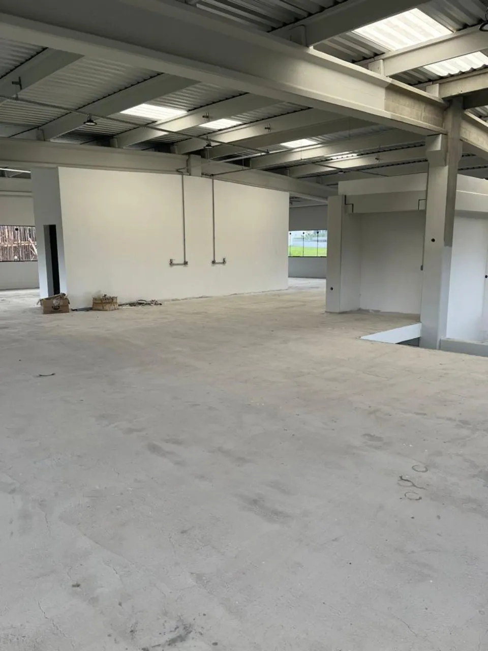 Imagem Barracão Industrial de 954m² em Alphaville Nova Esplanada - Votorantim-SP: Venda ou Locação.