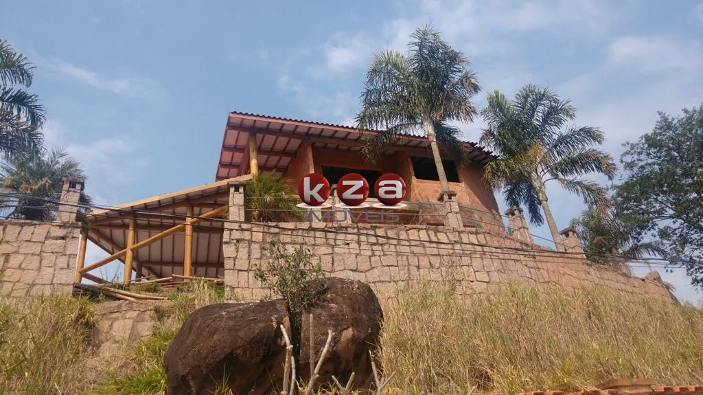 Imagem Imperdível Casa em Condomínio à Venda em Valinhos-SP, Bairro Lopes! 3 Quartos, 3 Suítes, 2 Salas, 5 Banheiros, 5 Vagas, 219m²!