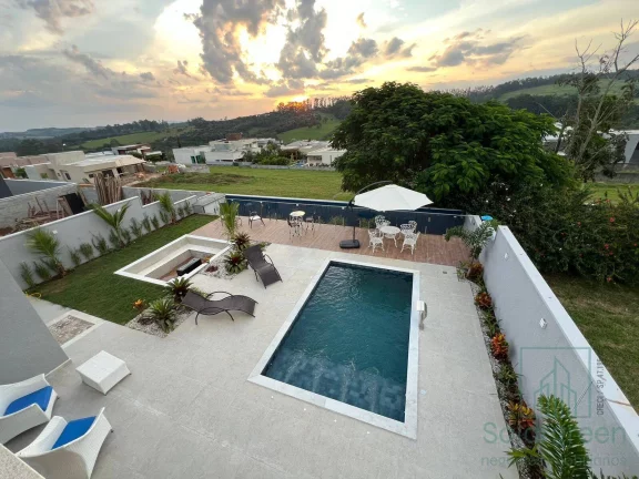 Imagem Casa de Condomínio com 600m² com 3 suites e Área gourmet