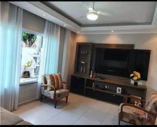 Casa com 3 Quartos à Venda,  em Nova Jaguariúna - Jaguariúna