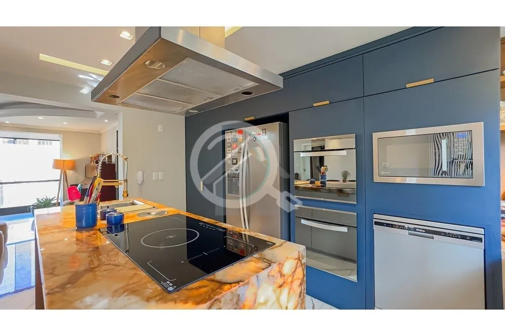 Imagem No bairro Petrópolis, na Rua Palmeira, Apartamento semi mobiliado de 03 Dormitórios (01 suite com ...