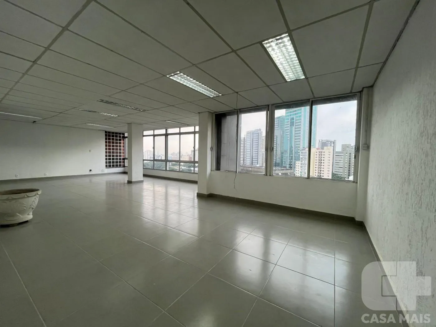 Imagem Sala Comercial para Locação em São Paulo / SP no bairro Vila Madalena
