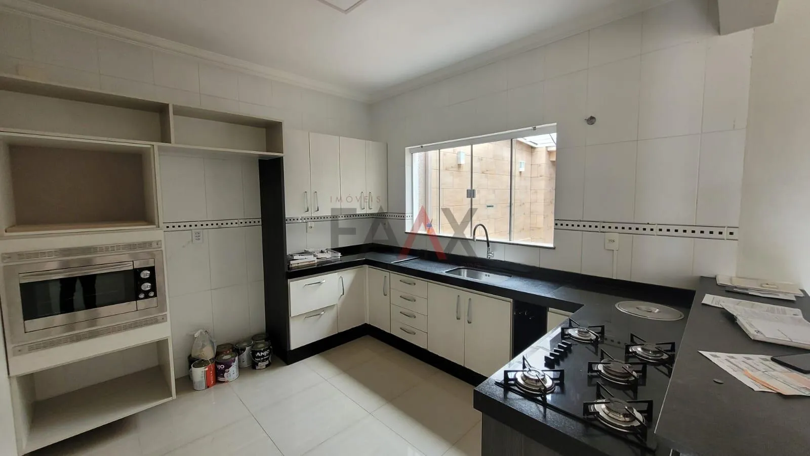 Imagem Sobrado com 3 dormitórios á venda,300.00 m², Alto da XV, GUARAPUAVA - PR