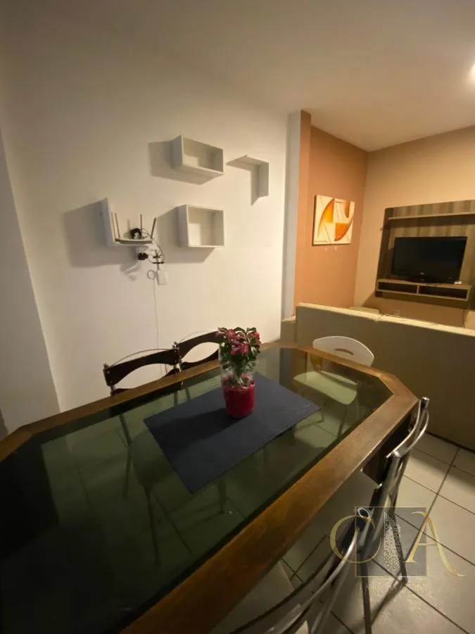 Imagem Apartamento para Temporada em Itapema, Centro, 2 dormitórios, 1 banheiro, 1 vaga