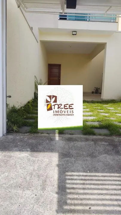 Imagem VENDA DE SOBRADO NO SCAFFID II, EM ITAQUAQUECETUBA/SP, 150m² com 2 suítes, salas amplas, cozinha planejada, quintal e 03 vagas. CONSULTE-NOS.