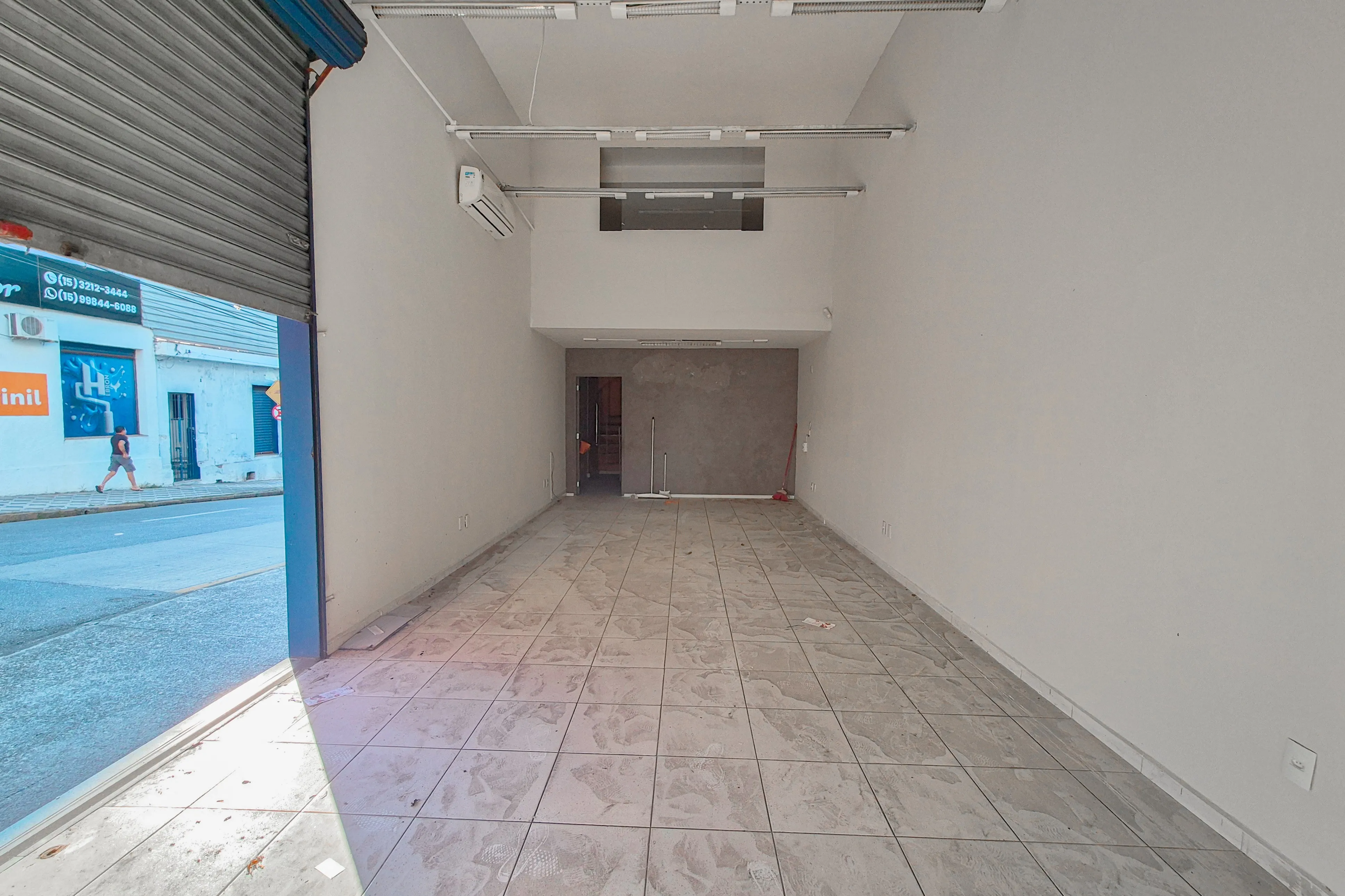 Foto do imóvel Loja de esquina para locação no Centro de Sorocaba | 85 m² com mezanino em CENTRO, SOROCABA - SP