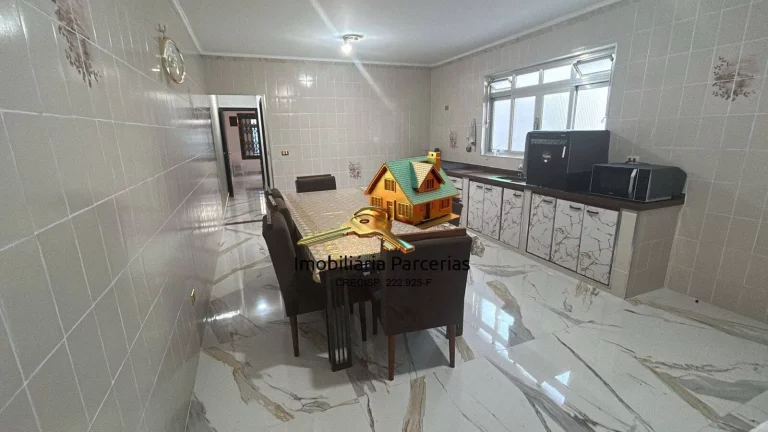 Foto do imóvel Sobrado Espetacular na Vila dos Remédios 4 dormitórios 1 Suíte 2 vagas !