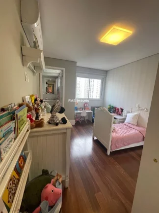 Imagem Apartamento de Alto padrão de 4 quartos com 4 suítes e 5 vagas no Campo Belo de 380m²