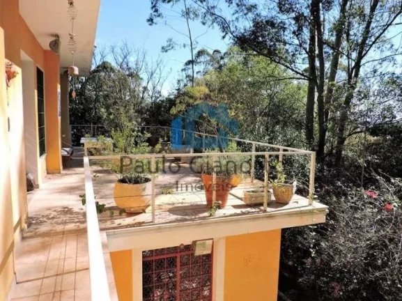 Imagem Casa à venda - Estilo, charme e privacidade em 2 Lotes!