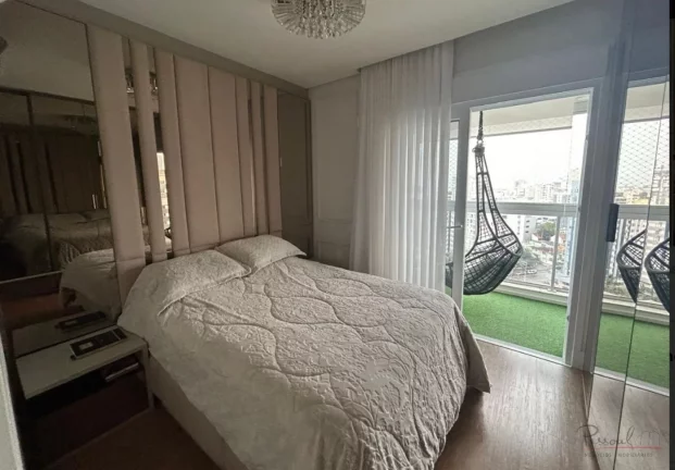 Imagem Apartamento localizado no coração do Centro de Florianópolis. Com fácil acesso a ponte Hercílio...
