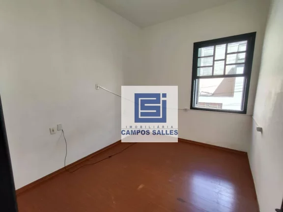 Imagem Casa com 3 dormitórios para alugar por R$ 1.901,28/mês - Centro - Socorro/SP