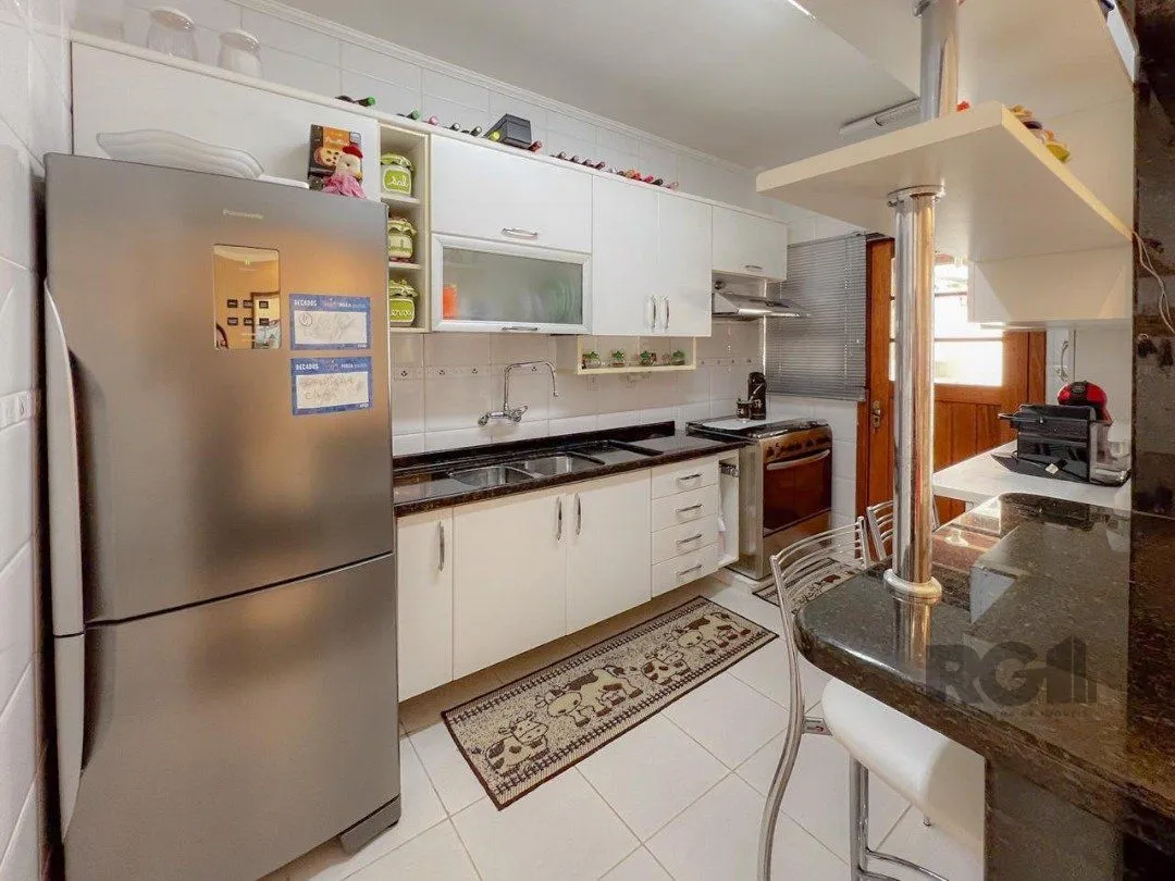 Imagem Casa Condominio para Venda - 202m², 3 dormitórios, sendo 1 suites, 2 vagas - Ipanema/ Jardim Verde
