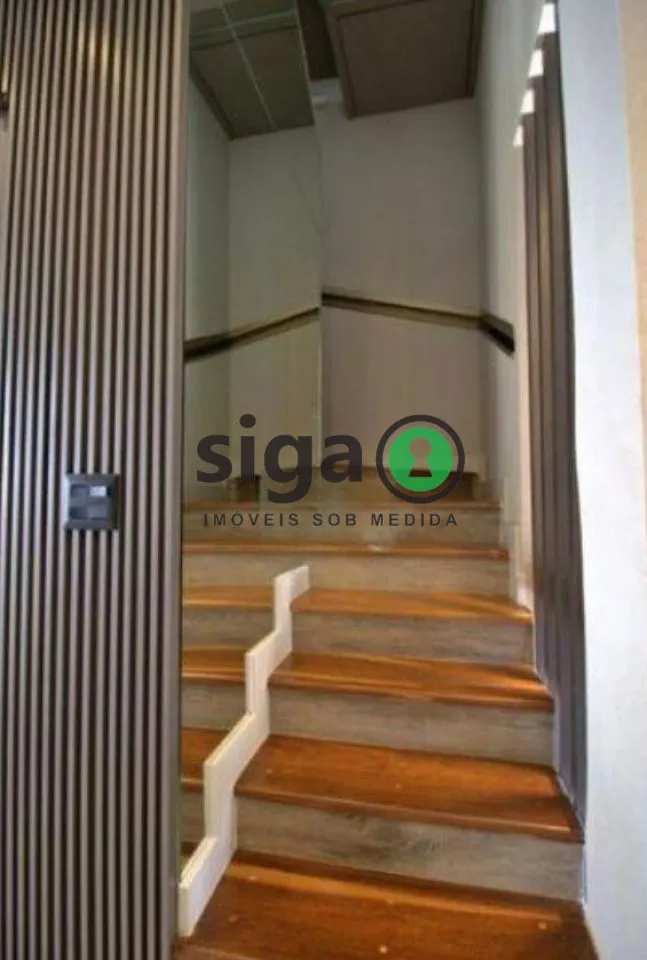 Imagem Casa em condomínio para venda ou aluguel, de 273m, 5 quartos e 3 vagas.
