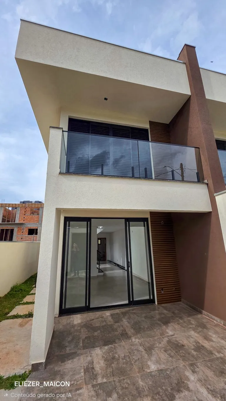 Imagem Sobrado a venda com 3 quartos no bairro jardins de florença Poços de Caldas - MG