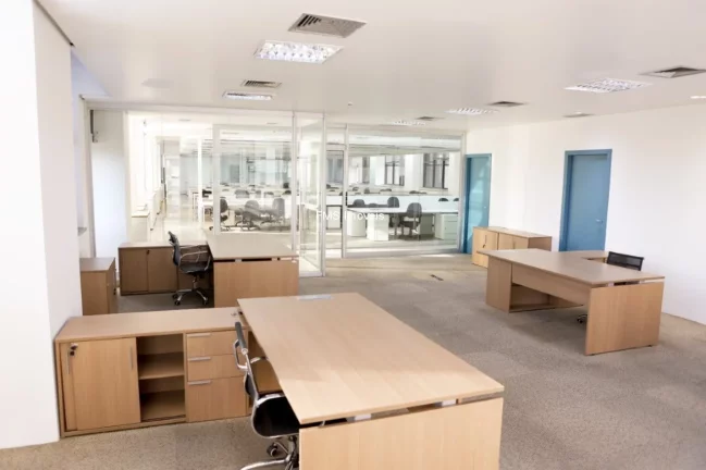 Imagem Andar comercial com 888m² na Av. das Nações Unidas.