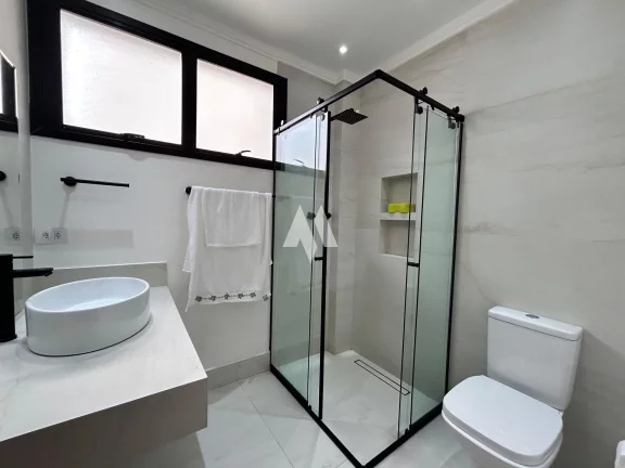 Imagem Apartamento à venda 3 dormitórios - Pitangueiras / Guarujá