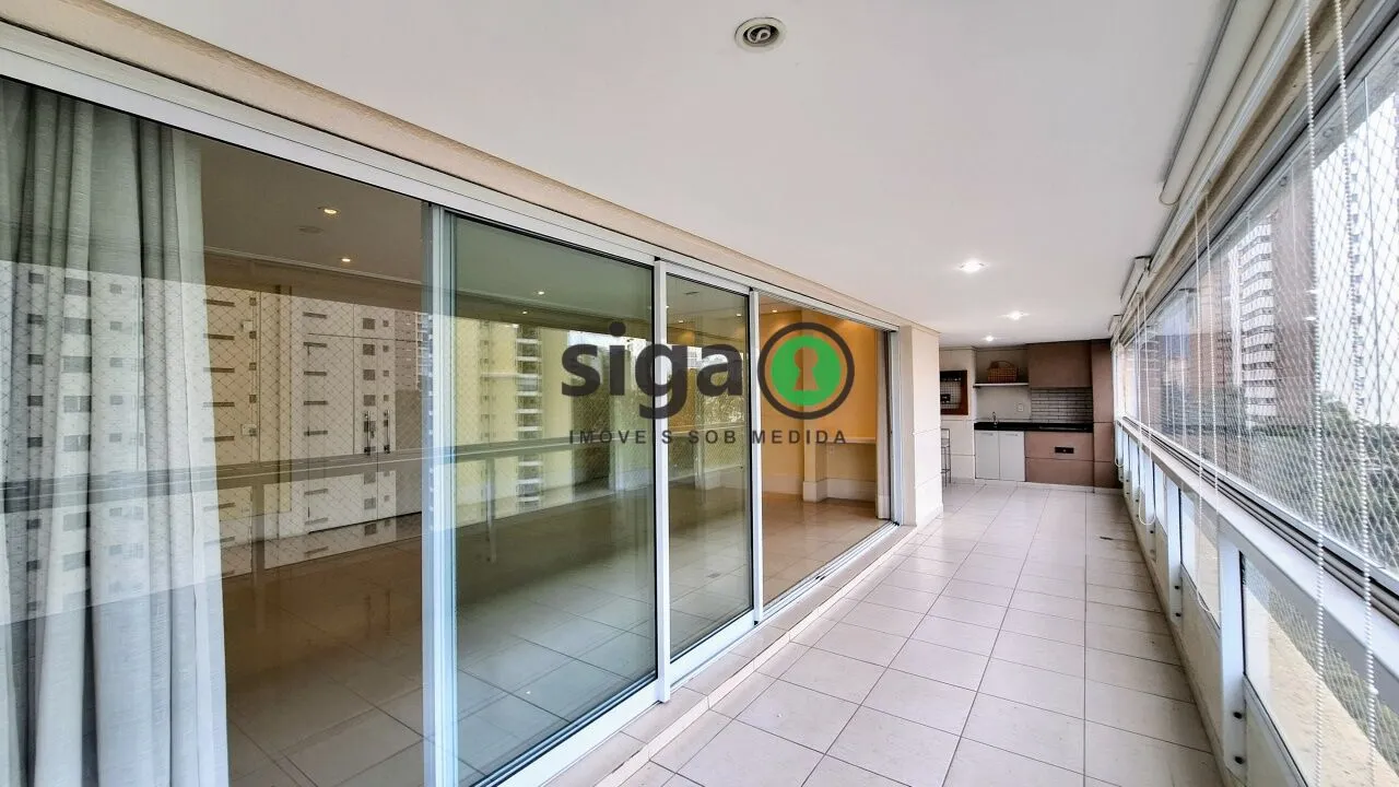 Imagem Apartamento de 211m2, 4 quartos e 3 vagas à venda no Panamby.