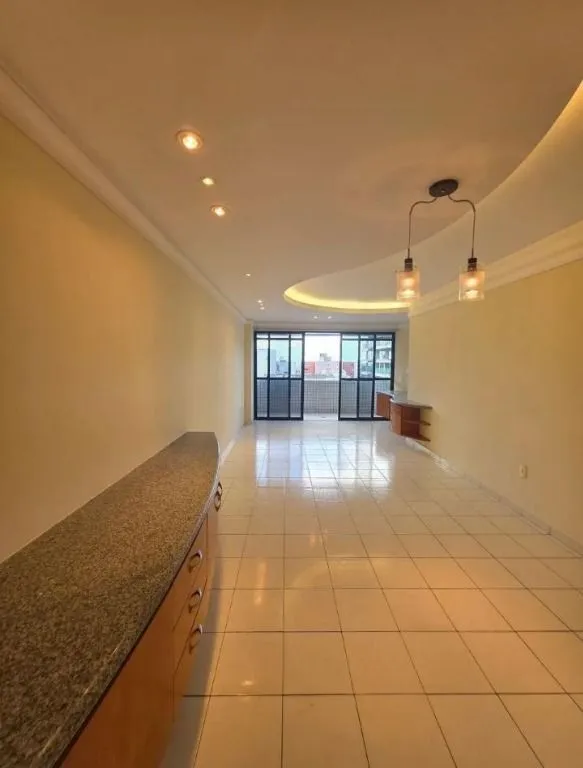 Imagem Apartamento de 130m² no Bessa, com 4 quartos, 2 suítes, 2 vagas, piscina e a apenas 3 quadras do mar no Caribessa.