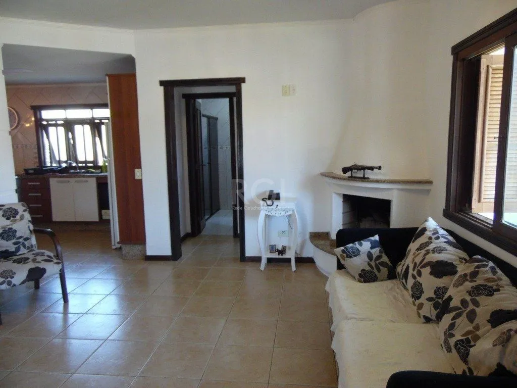 Imagem Casa para Venda - 410m², 5 dormitórios, sendo 5 suites, 5 vagas - Centro