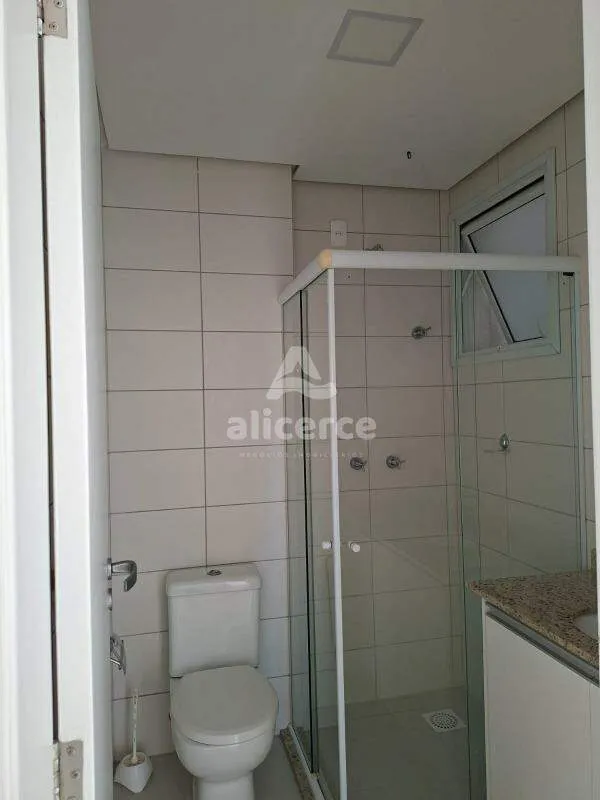 Imagem Apartamento à venda com 02 dormitórios sendo 01 suíte com 74 m² no bairro Kobrasol - São José - SC.