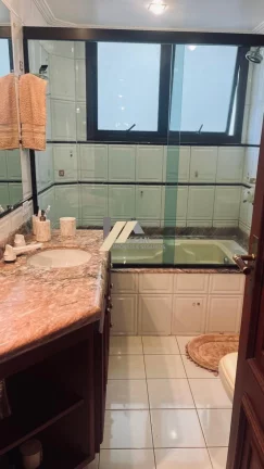 Imagem Apartamento à venda no Cambuí em Campinas, São Paulo.