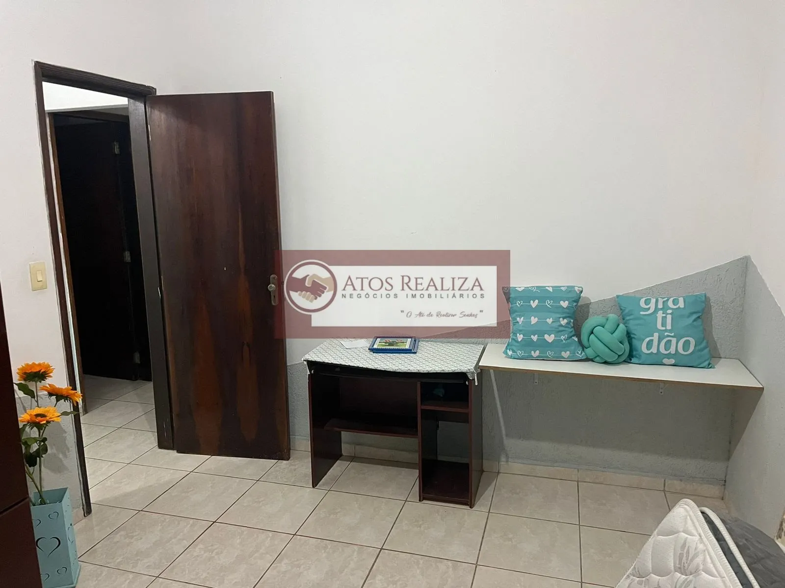 Imagem Casa Térrea com Piscina para Alugar no Jardim das Palmeiras SP
